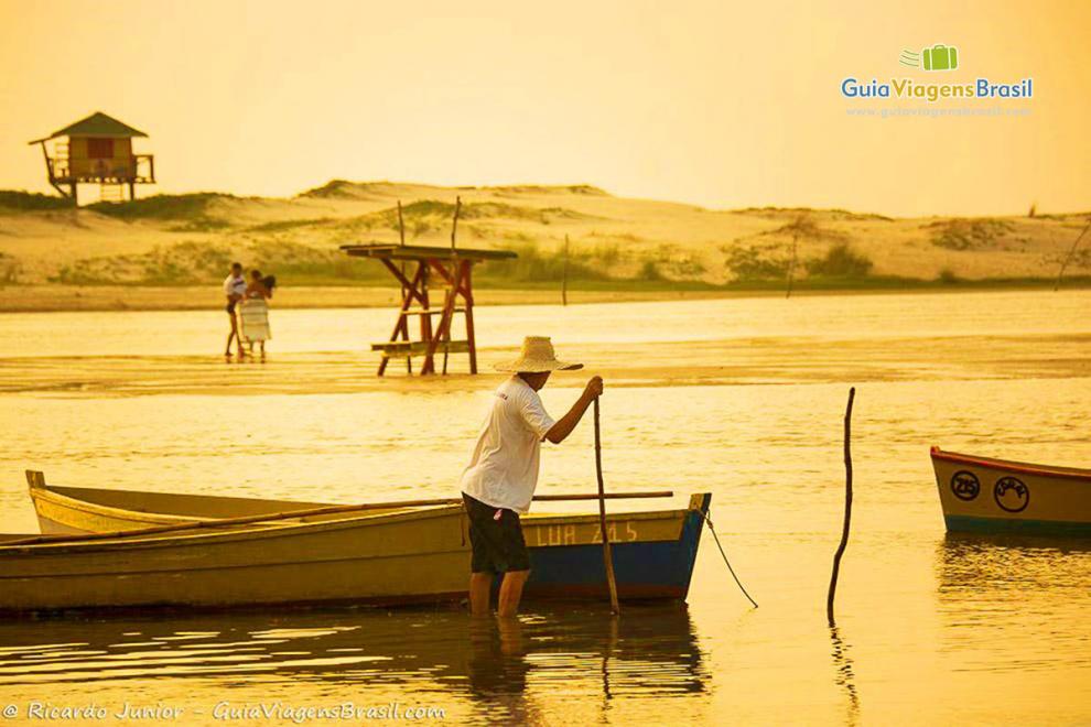 Praia da guarda do embaú - SC